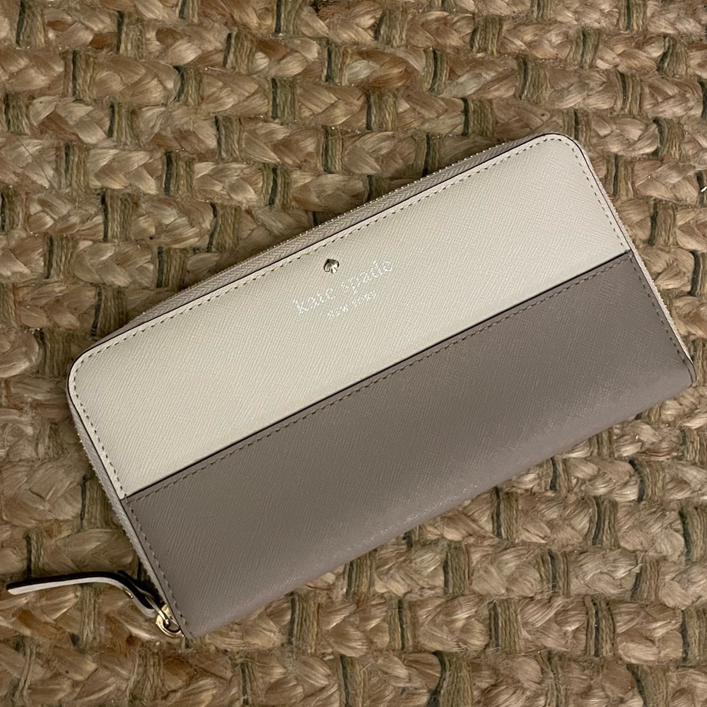 KATE SPADE ✨ LONG CONTINENTAL WALLET